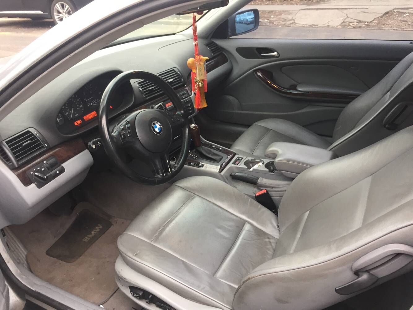 出售2004年bmw 325ci 双门跑车 里程71000mileage 3800美元汽车类型 敞篷车 汽车品牌 奔驰 二手车 Ccyp专业分类信息网